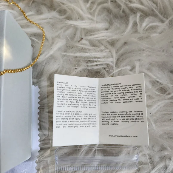 Vivienne Westwood Gold Necklace - Picture 7 of 7